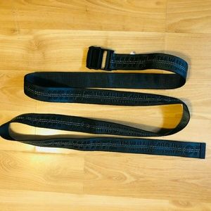 Off white industrial belt